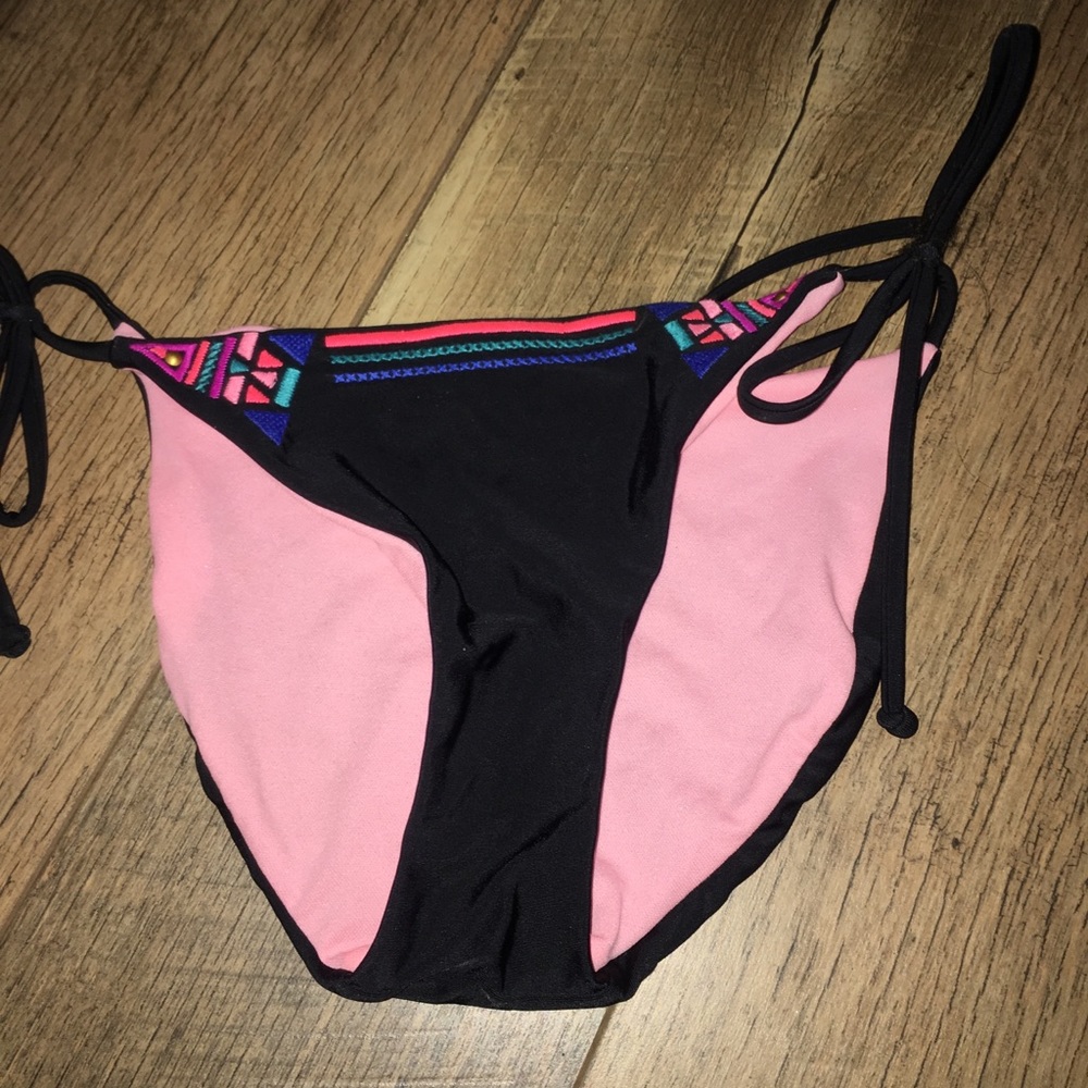 Target bikini - Picture 2 of 3